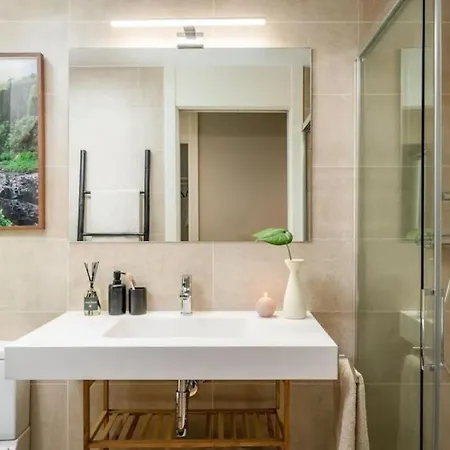 Lulua - 2 Bedrooms In Eixample Dreta Appartement *