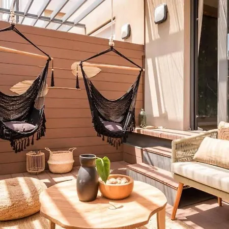 Lulua - 2 Bedrooms In Eixample Dreta Апартаменты *